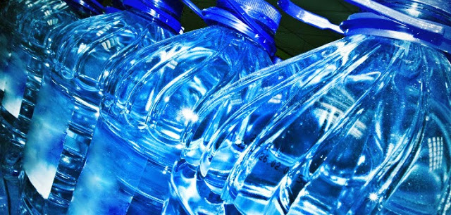 water_Bottles_plastic_735_350
